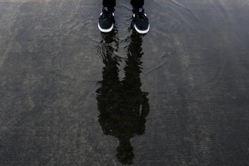 Leahhannahbentley: Rising Digital Identity, Cultural Symbol, and Online Phenomenon